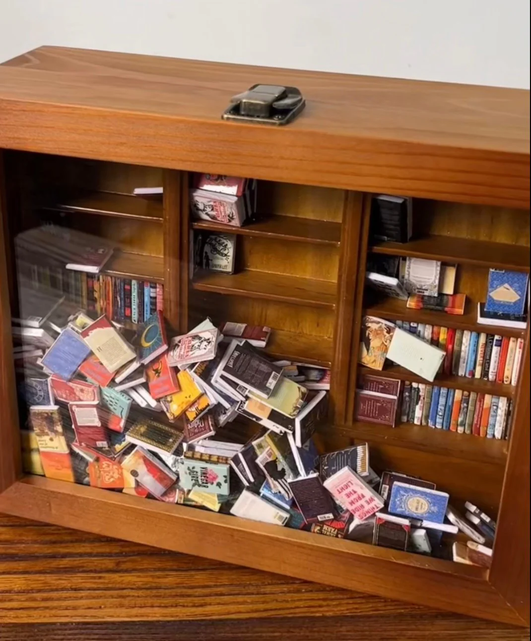 Handmade Anxiety Bookshelf | Shake Away Your Anxiety - Image 3