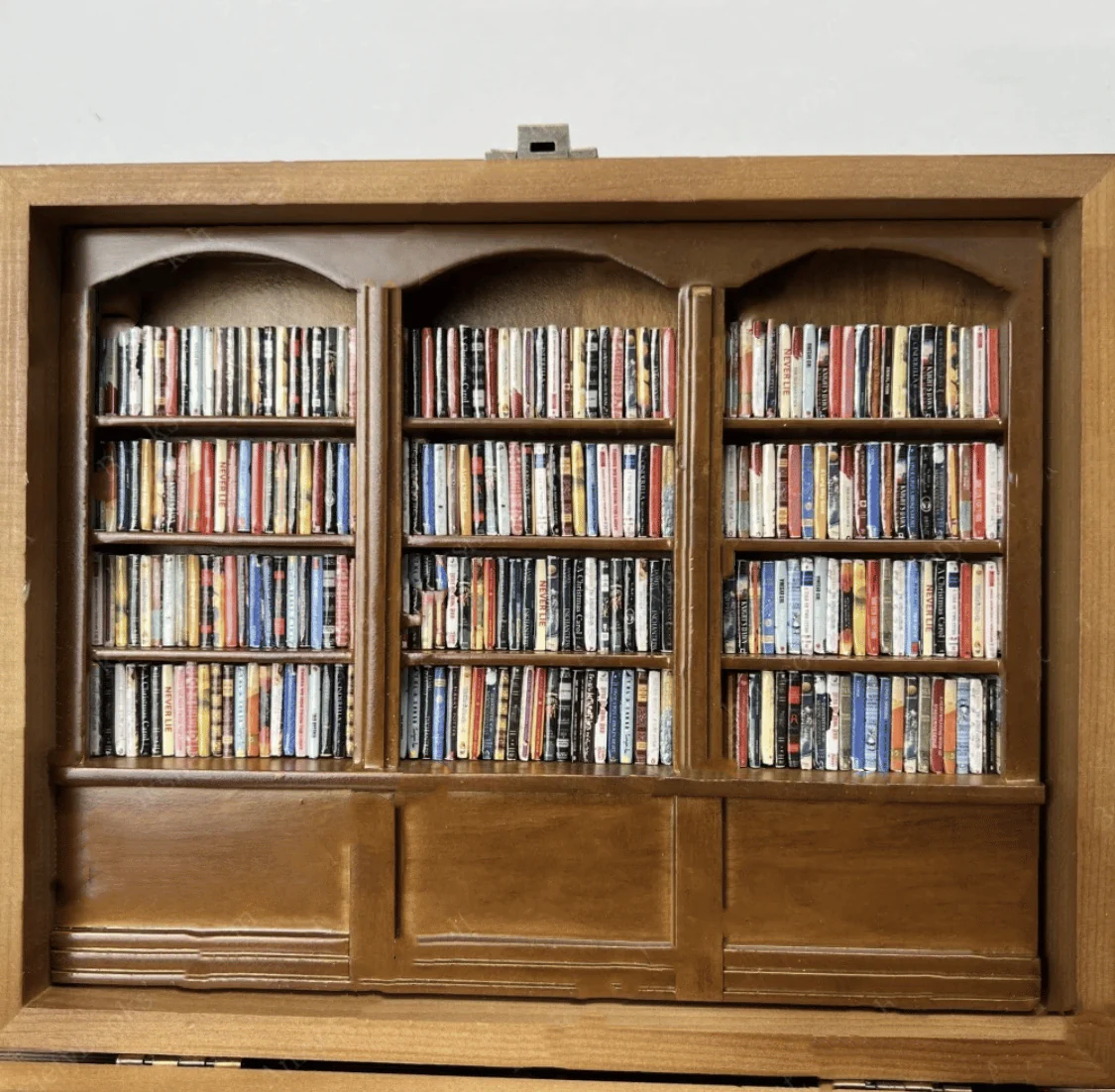 Handmade Anxiety Bookshelf | Shake Away Your Anxiety - Image 9