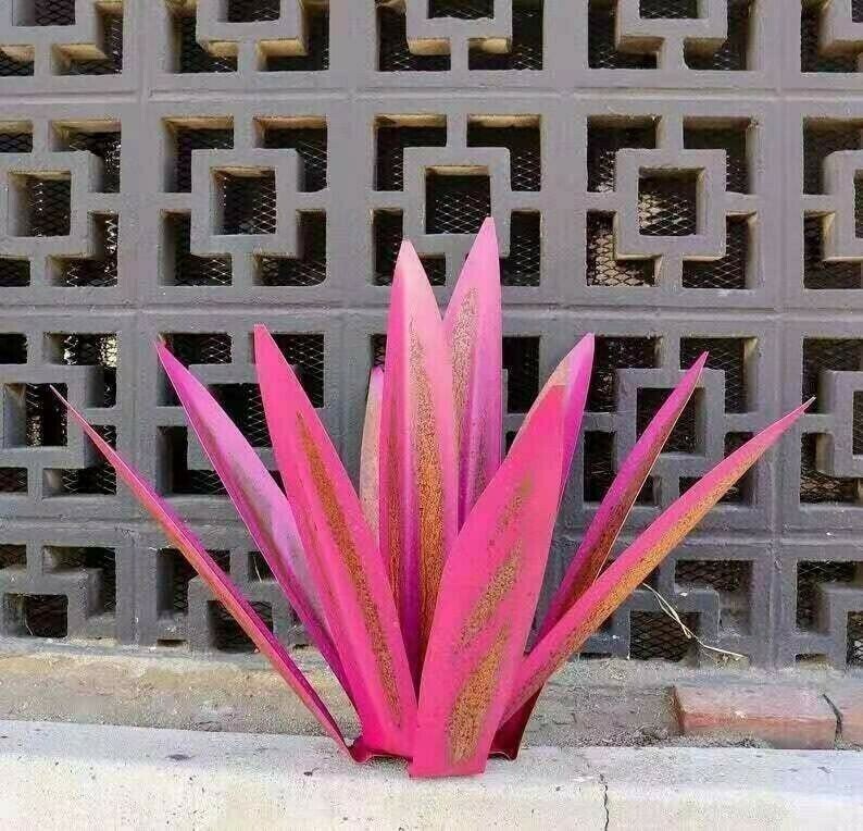 Waterproof Solar Garden Agave Lamp - Image 14